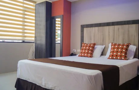 Matrimonial especial (cama de 2 plazas y media)